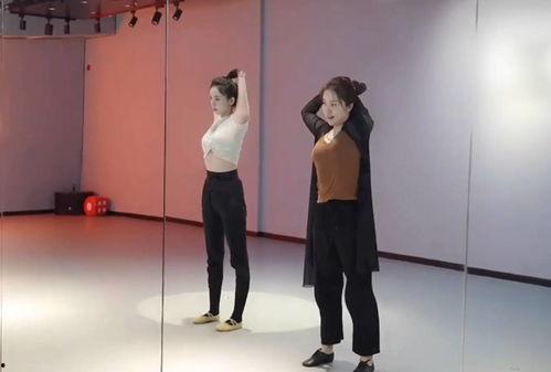 扎肚脐眼视频,传统习俗与现代视角的碰撞