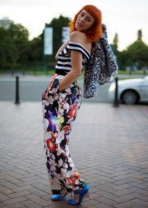 免费街拍视频,免费街拍视频中的时尚瞬间