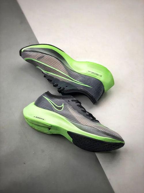 耐克跑鞋视频,科技与舒适并存的运动利器