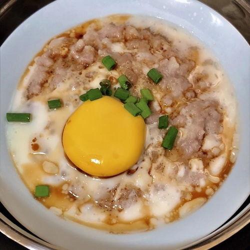 肉饼蒸蛋视频,肉饼蒸蛋，营养满分的一餐